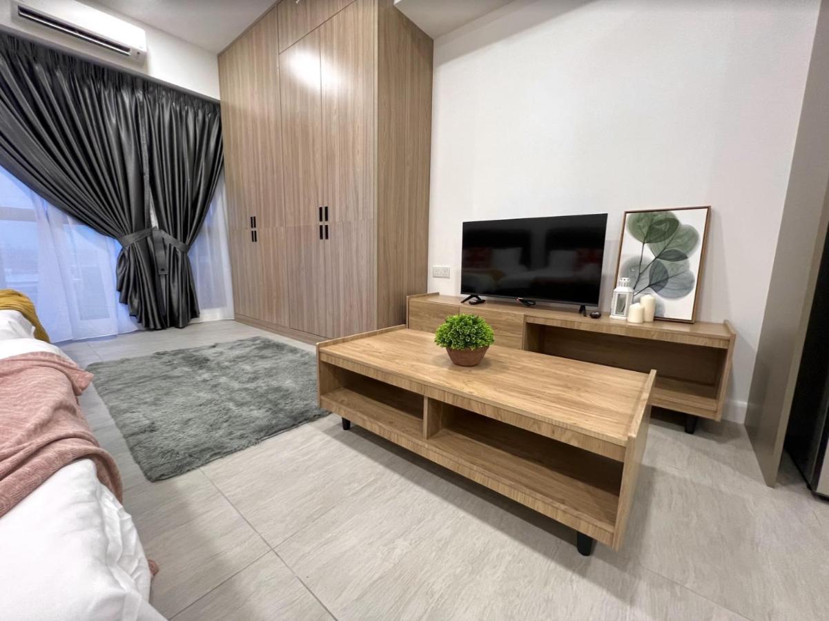 Free Parking # 2 Bed Family Bellsuite - Sepang Klia Kota Warisan Exterior foto