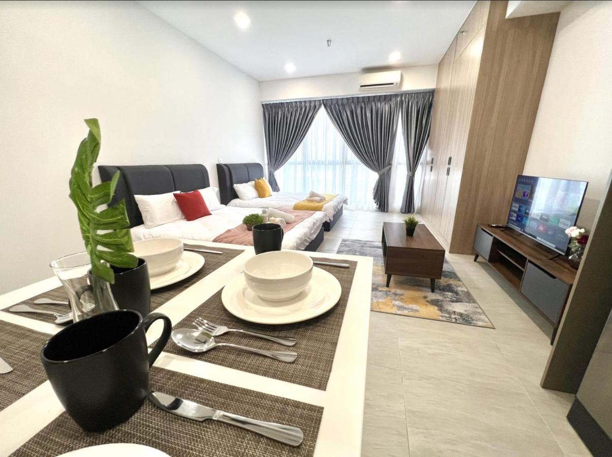 Free Parking # 2 Bed Family Bellsuite - Sepang Klia Kota Warisan Exterior foto